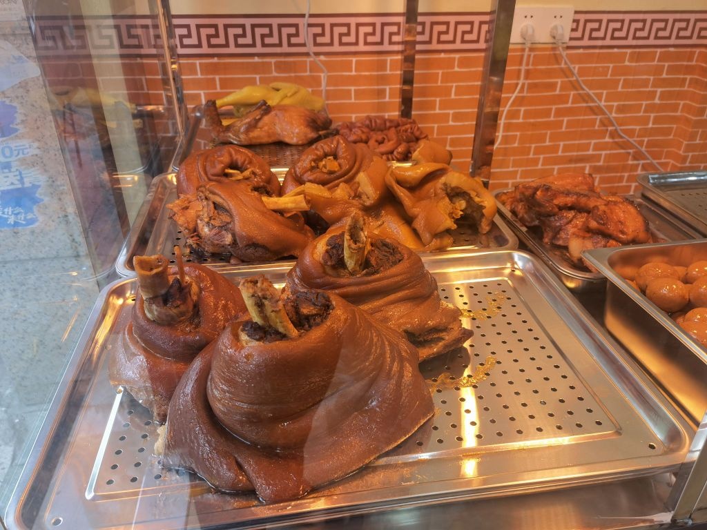 金牌隆江猪脚饭(烧鸭饭·叉烧饭·新化店)