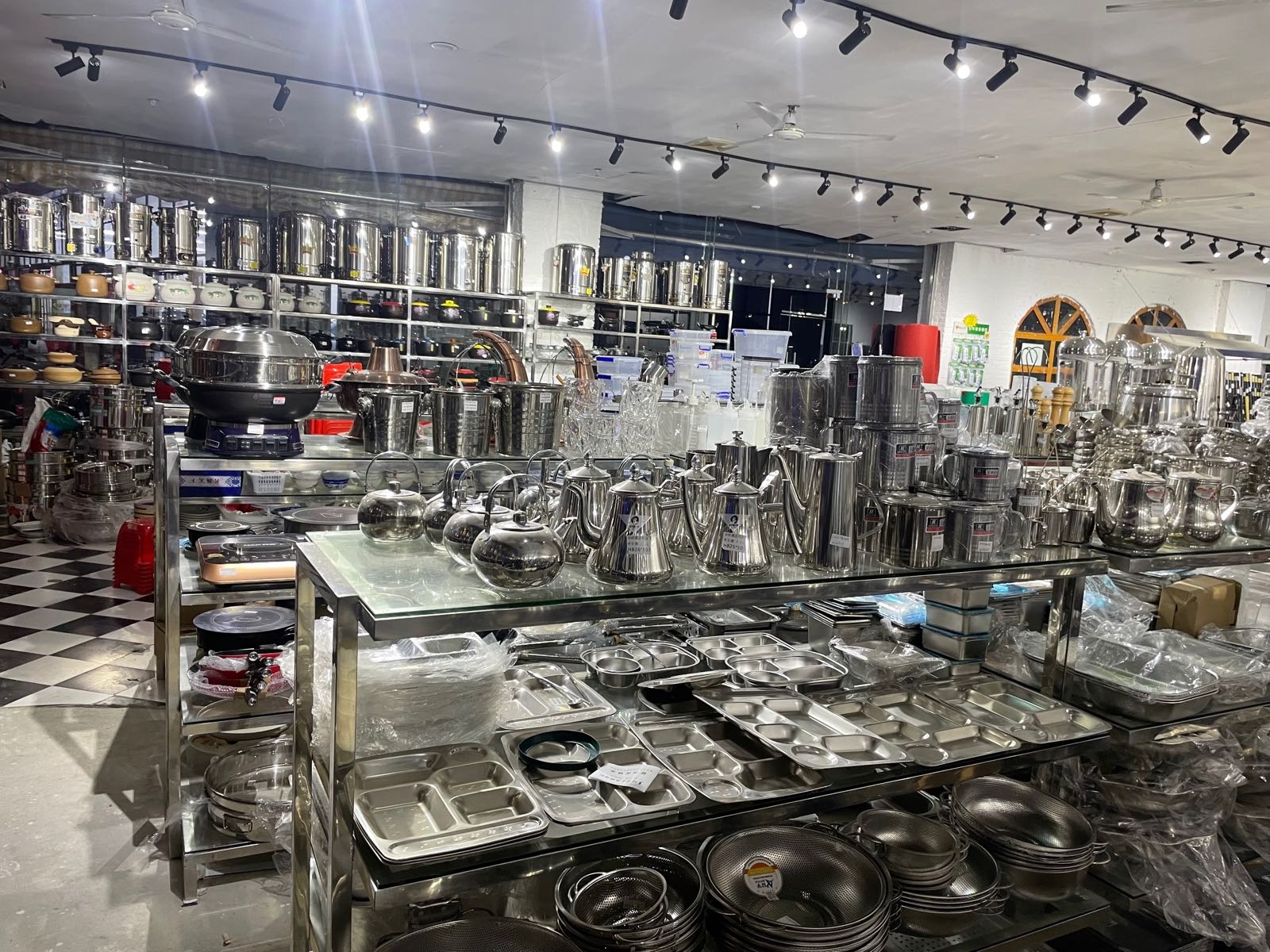 华邦厨具酒店用品商城