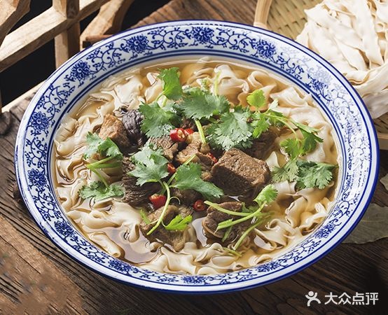 勐啊牛肉米线店