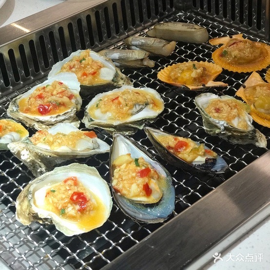 富巨自助烤头火锅美食百汇(石井国际店)