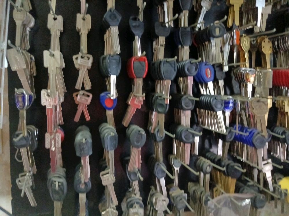 开锁五交化配钥匙