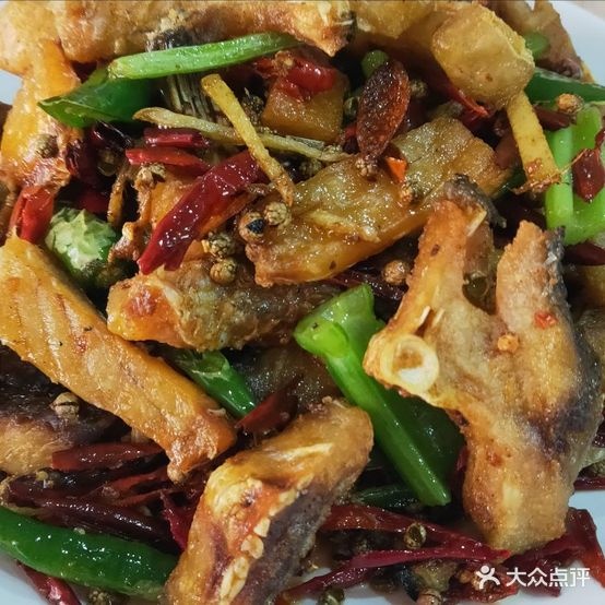 湘鲁菜馆(胜利东路店)