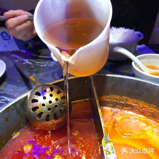 热火朝天麻辣小牛烤(南强街店)