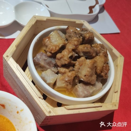 黑凤梨港式茶餐厅