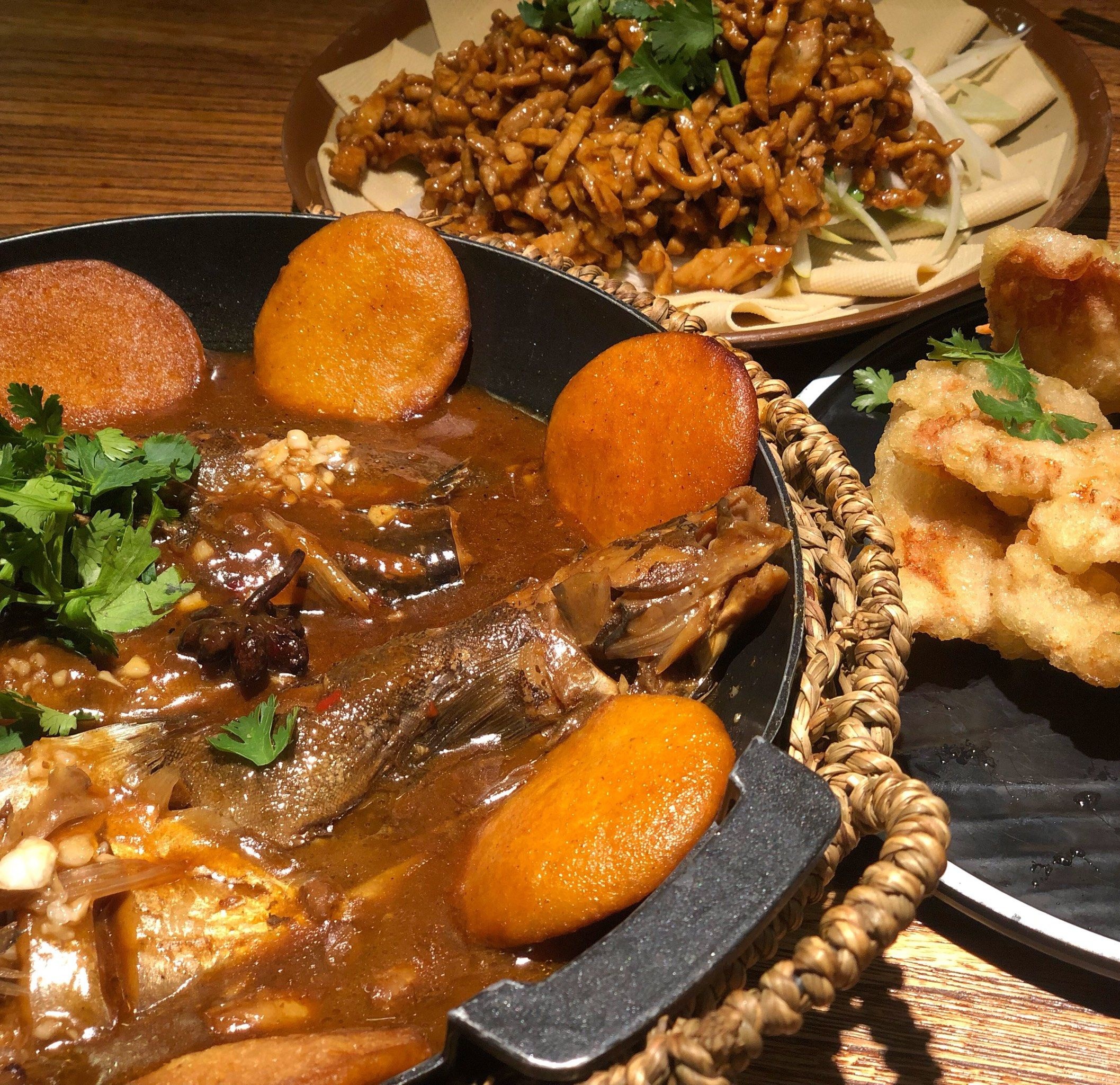 老酒馆熏酱东北菜海鲜烧烤(九水路直营店)