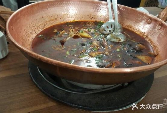 保山铜瓢牛火锅锅店(丽江店)