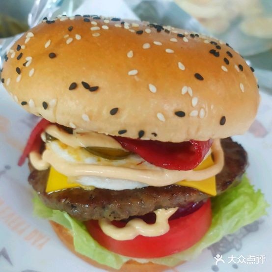 美州纯手拍牛肉汉堡(麒麟店)