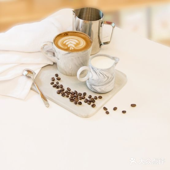 十月拾光书店·咖啡·茶饮·自习
