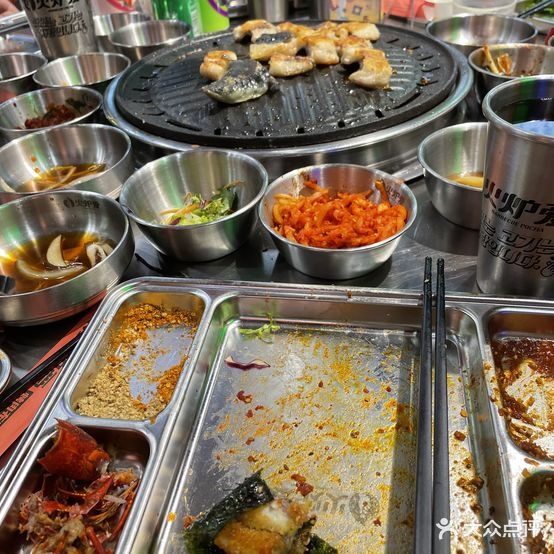 朴嘉火炉爱靠肉布车화로애숫불구이포차(繁花里店)
