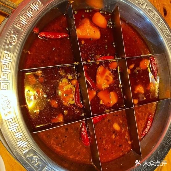 枣庄九格宫老火锅