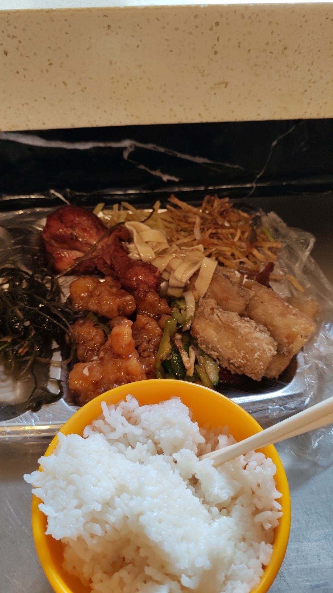 合合自助快餐(六顺店)