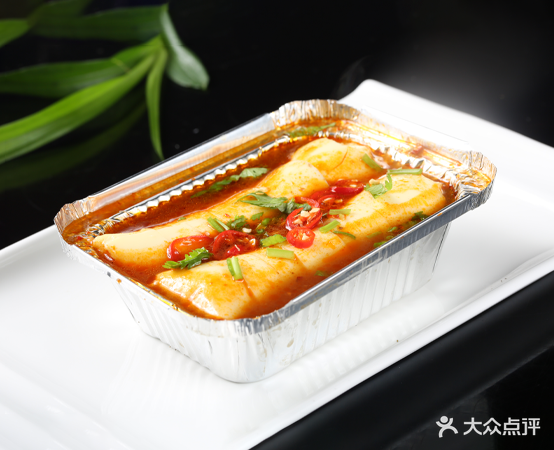 龙盛酒肆主题餐吧KTV