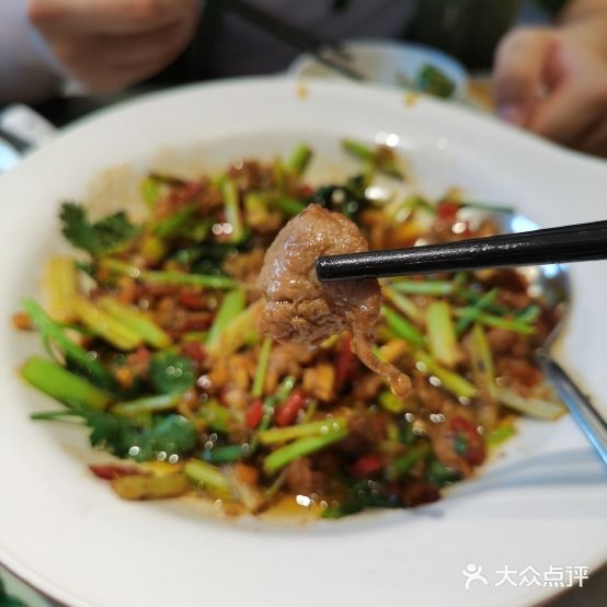 罗大勺(小炒黄牛肉)