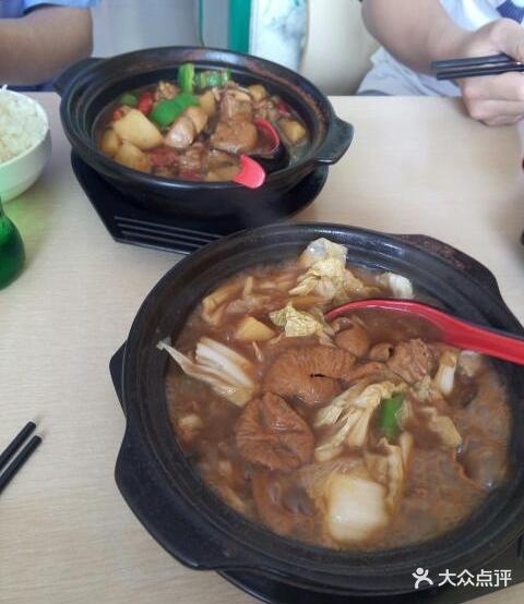 春雷黄焖鸡米饭