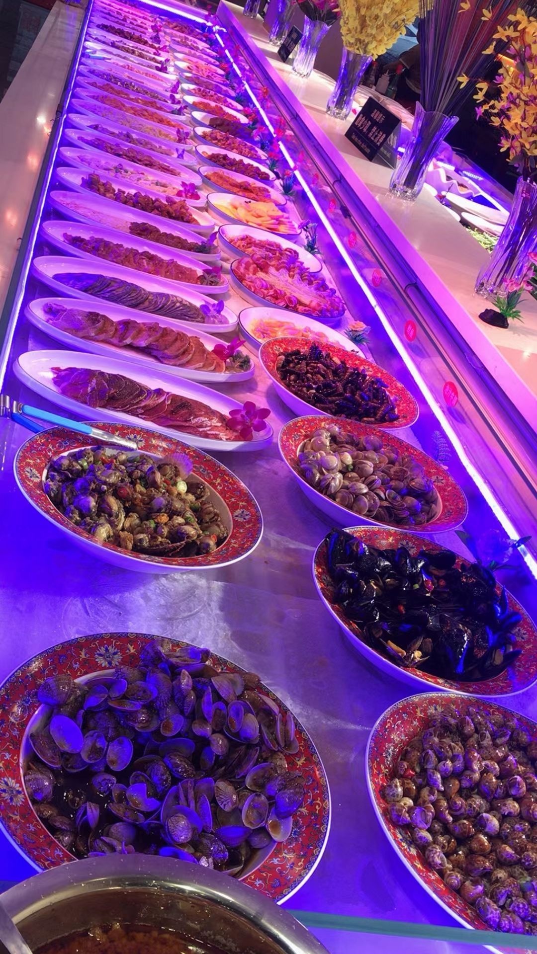 辽阳县首山镇米特边湘唿烤涮自助餐店
