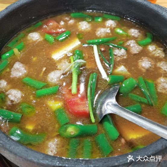 土砂锅野菜豆汤圆子老火(黄山路店)