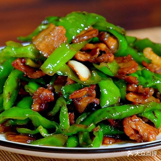 辣不怕鱼艺餐厅(嘉诚东郡店)