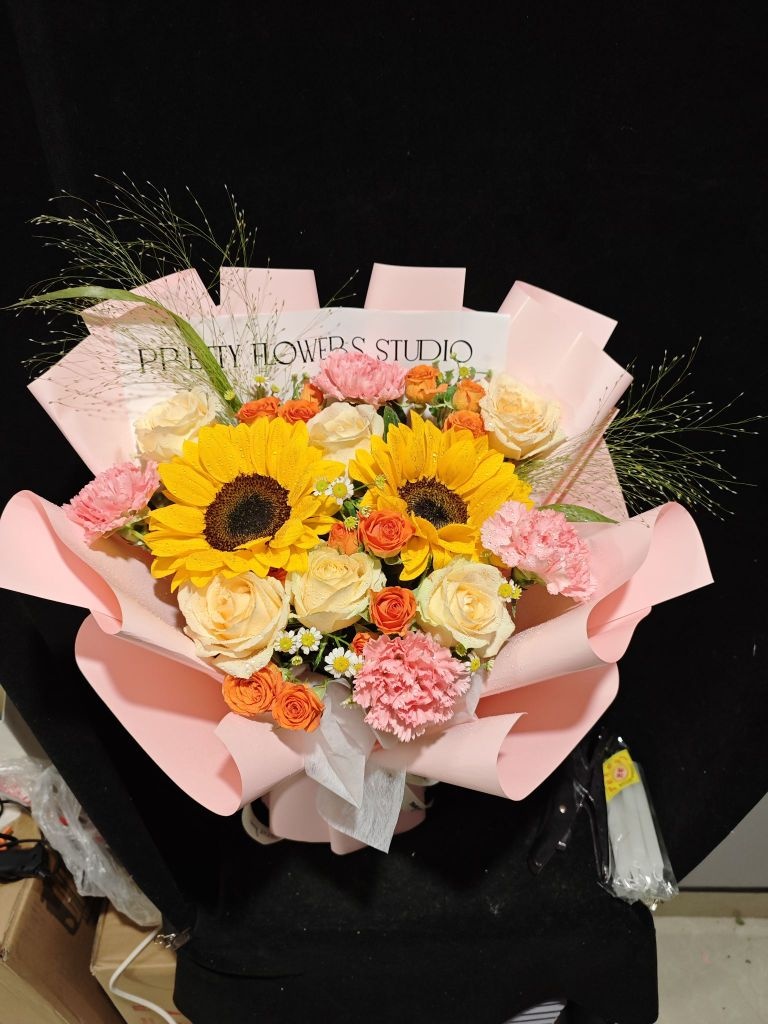 菘蓝鲜花店