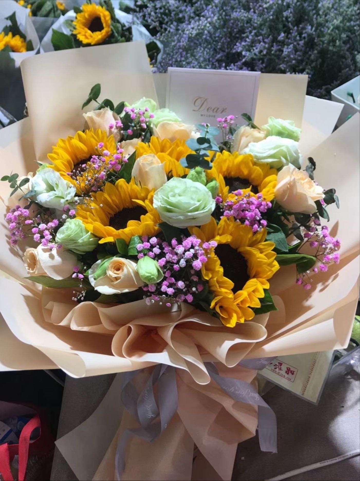 安庆市迎江区花点欣思鲜花店