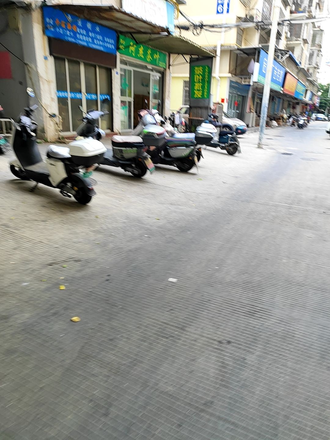 圣匠锁业(阔口小区店)