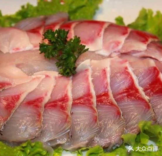 小辣椒与小渔儿鲜鱼自助火锅(四平路店)