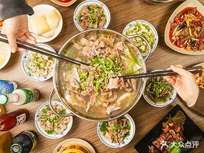 肖四女乐山跷脚牛肉(天虹CC MALL石陆店)