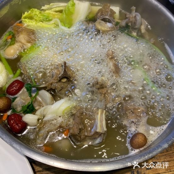 融久久羊脊古火锅(满都海店)