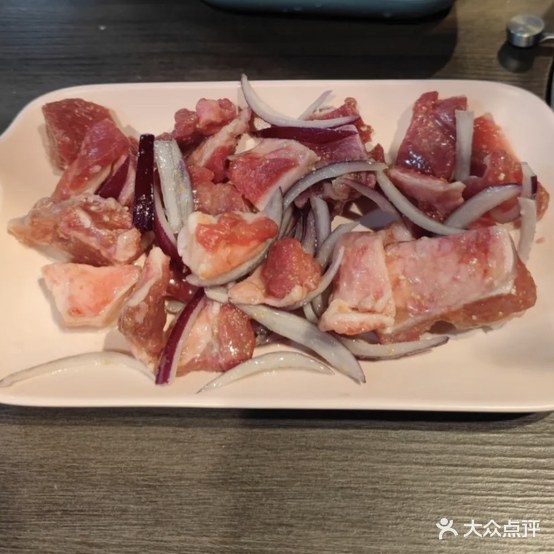 八两靠肉