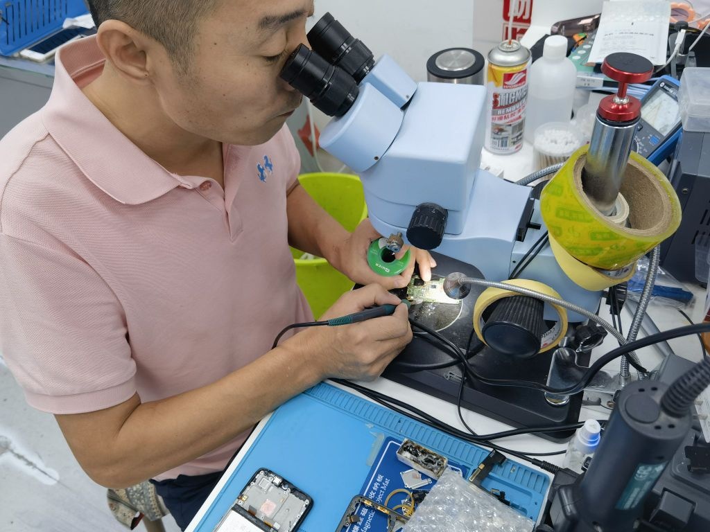 段辉手机维修回收