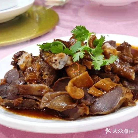 金牌烧鹅(朝阳花园店)