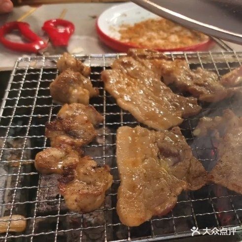 爱尚人间烟火·炭火烧烤(八道湾店)