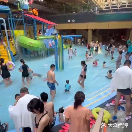 喜悦汇游泳培训基地(福成店)