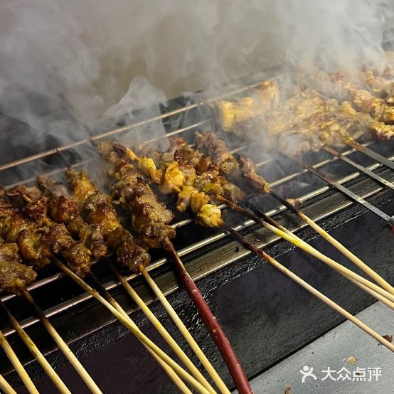新疆和田丝路羊肉串(华侨城惠东天虹购物中心店)