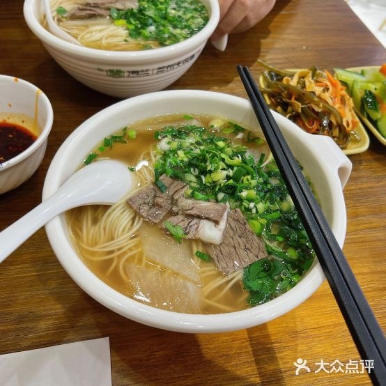 小西湖牛肉面(金鸡岭街店)
