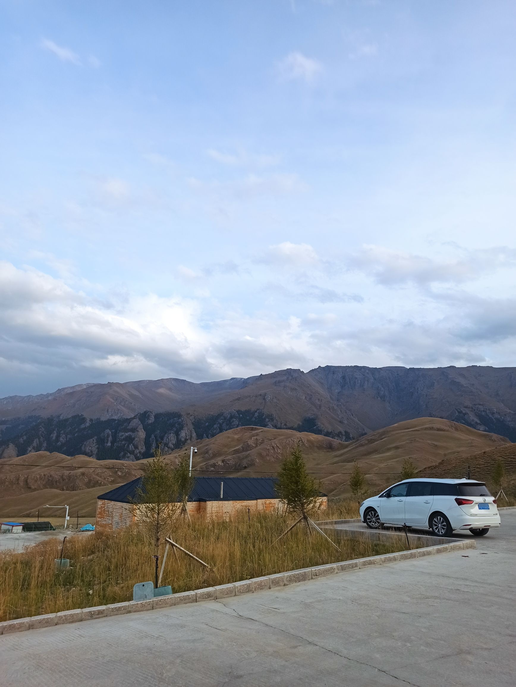 温泉县鄂托克赛天泉景区温泉度假区