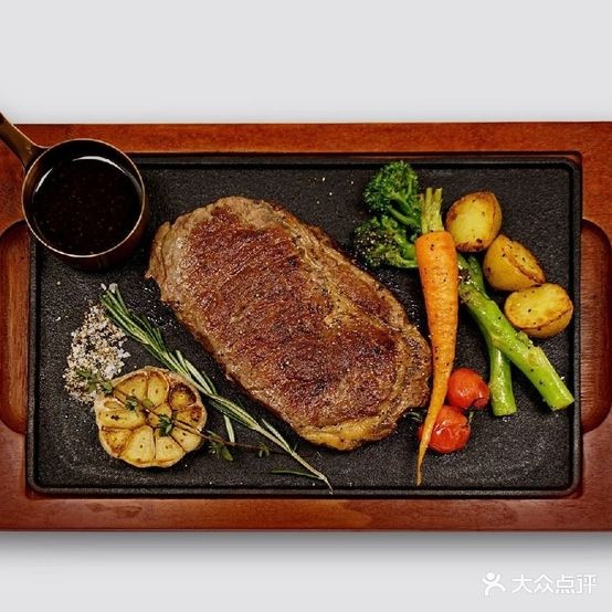 披萨庄严(万达广场泰安泰山店)