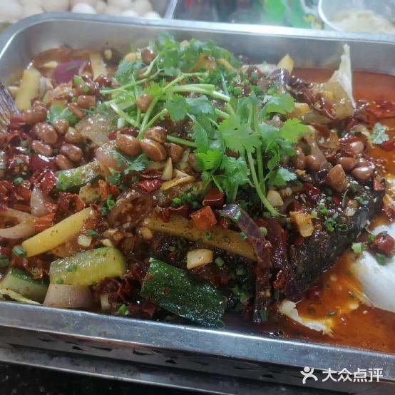 王鱼始雇烧烤城炒菜火锅(美食城店)