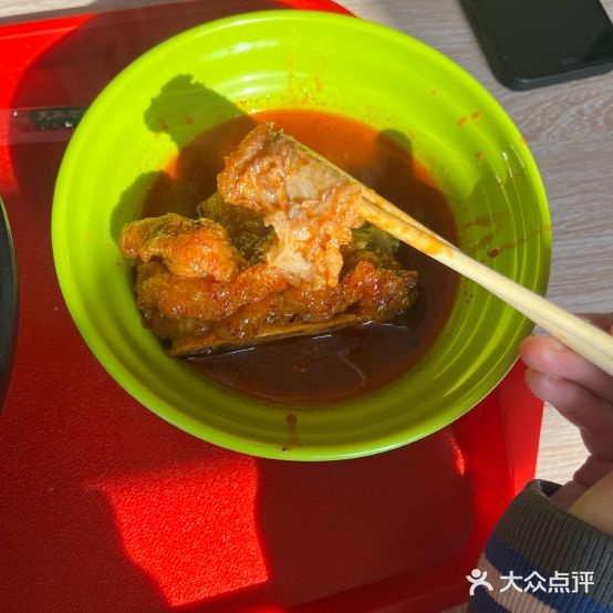 吃不够螺蛳粉(乌审道店)