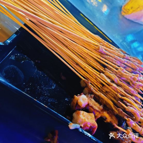 鱿鱼先生铁板鸭肠铁板犹豫