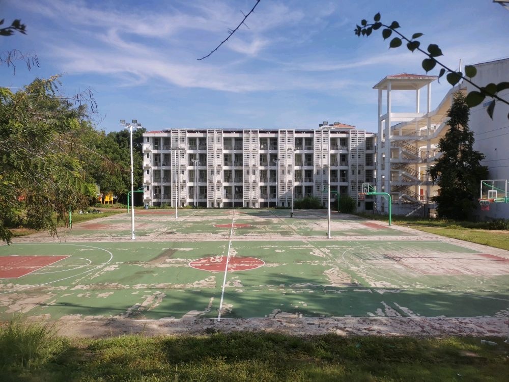 三亚学院北区-北三灯光球场