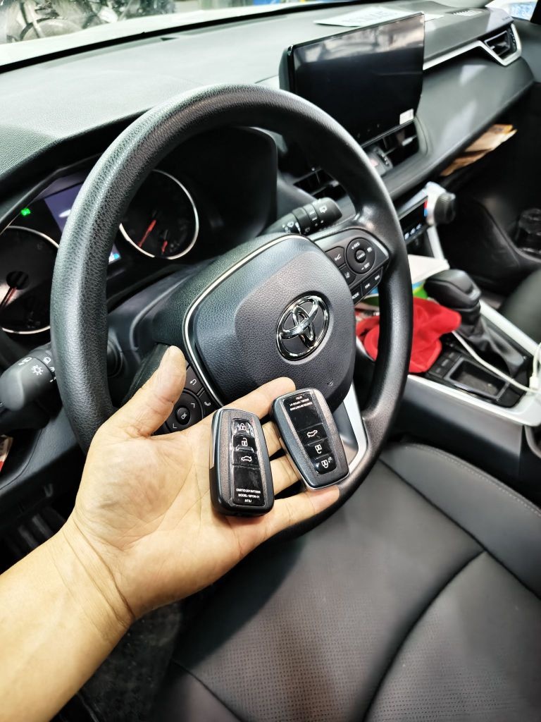 老锁匠汽车钥匙