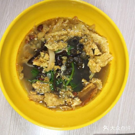 英姐柳州螺si粉(桂青店)