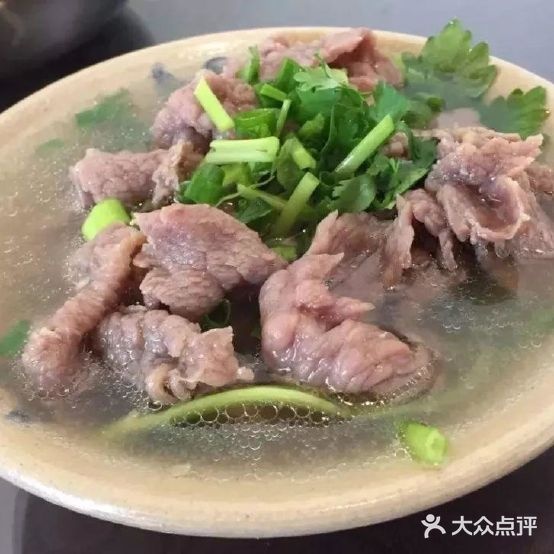 兴四女乐山翘脚牛肉(万达广场辽阳店)