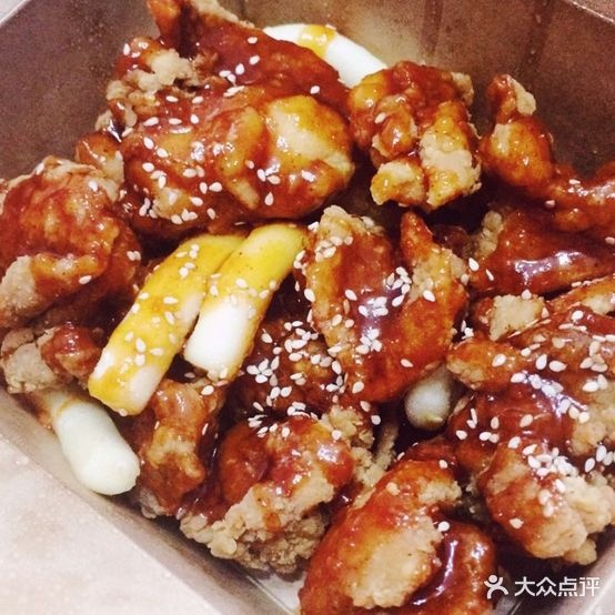 亨客炸季汉堡饮品