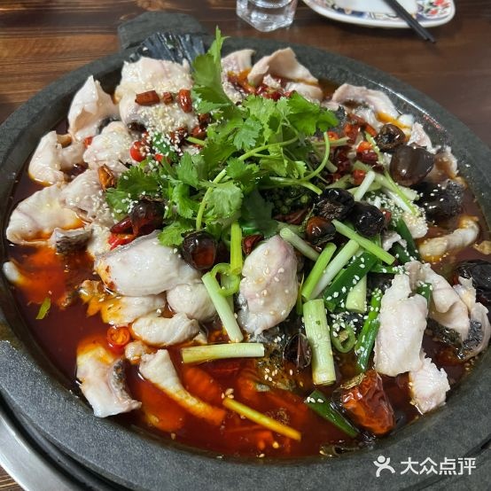 董记巴蜀石锅鱼(大连店)