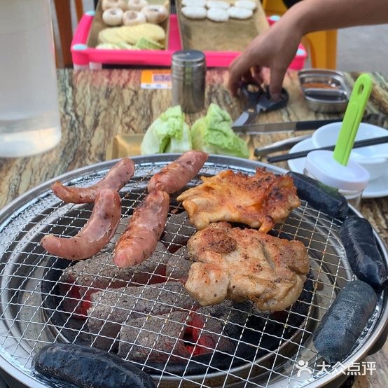 嘉仁宫·超级烧丨自助炭火烤肉(天湖店)