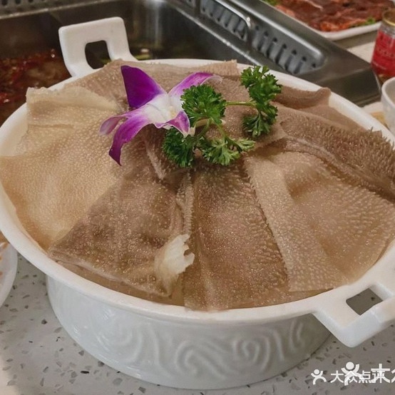 壹禾轩牛排毛肚老火