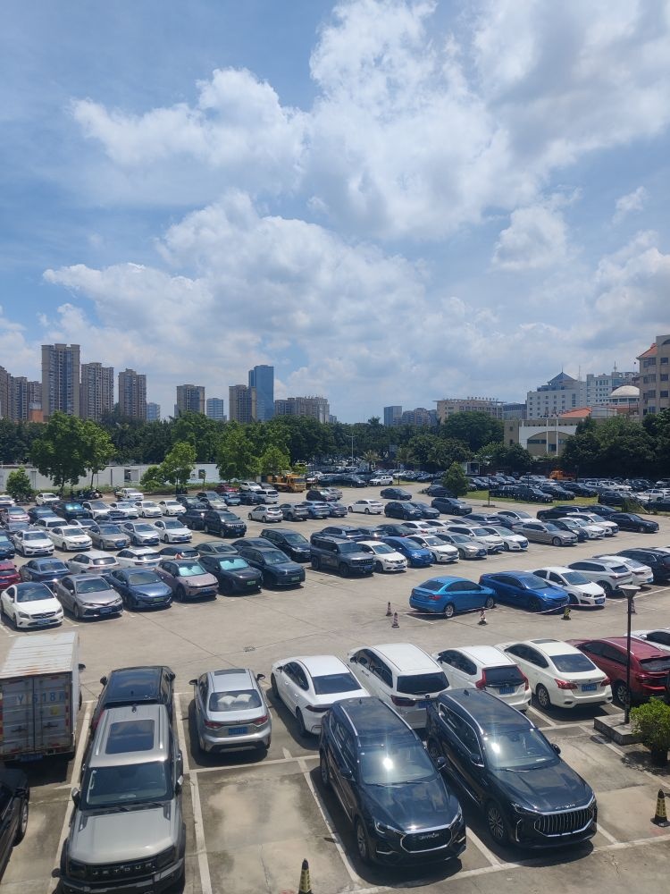 江门纬丰商业广场