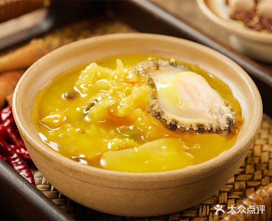 养生鼎鲍汁捞饭燕窝鱼翅(宁徐店)
